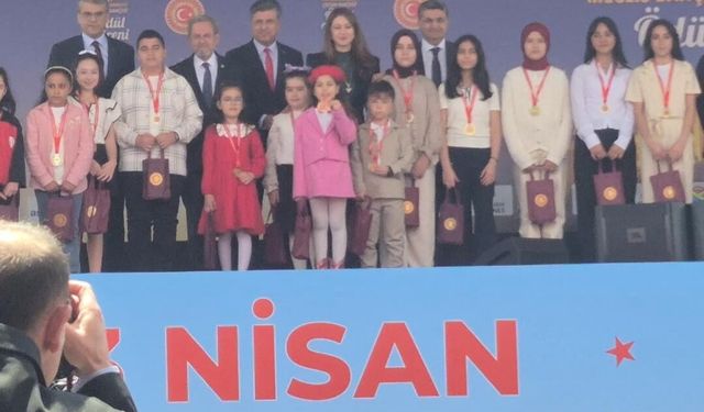 Hatay’ın Birincisi Mecliste Ödülünü Aldı
