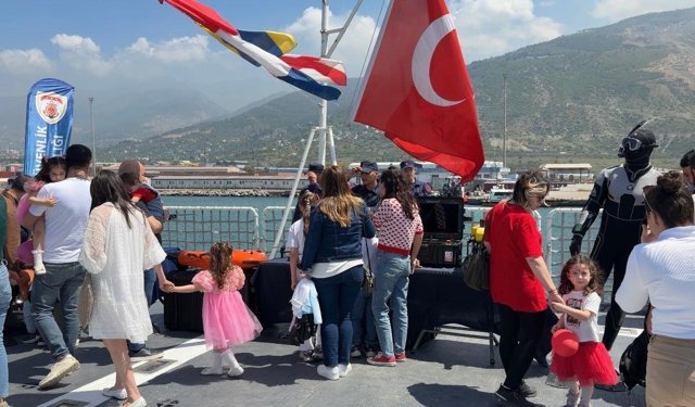 Protokol TCG Karpaz ve TCSG Yaşam Gemilerinde