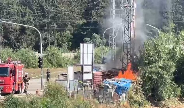 Arsuz’da trafo ve direkte yangın paniği…