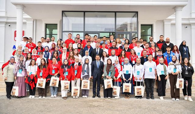 İskenderun Gençlik Merkezi, Kırşehir’de…