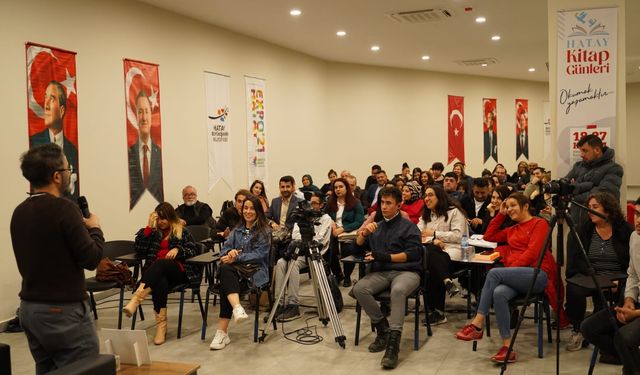 MURAT MENTEŞ EXPO’DA SEVENLERİYLE BULUŞTU