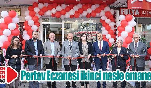 47 Yıllık Eczacı Anneden mesleği kızı devraldı...