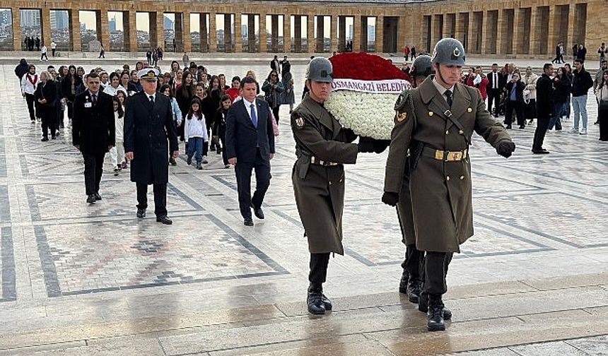 Başkan Aydın, Osmangazili çocuklar ile Ata’nın huzurunda