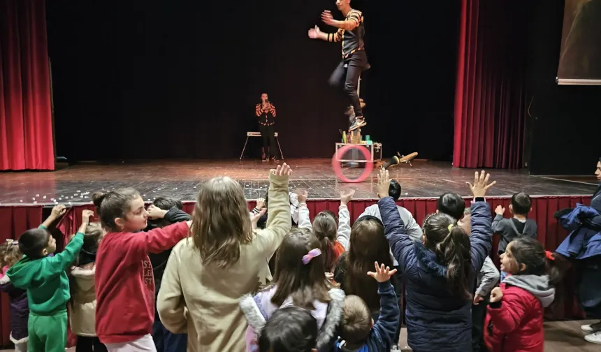 Kocaeli Gölcük’te muhteşem gösteriler