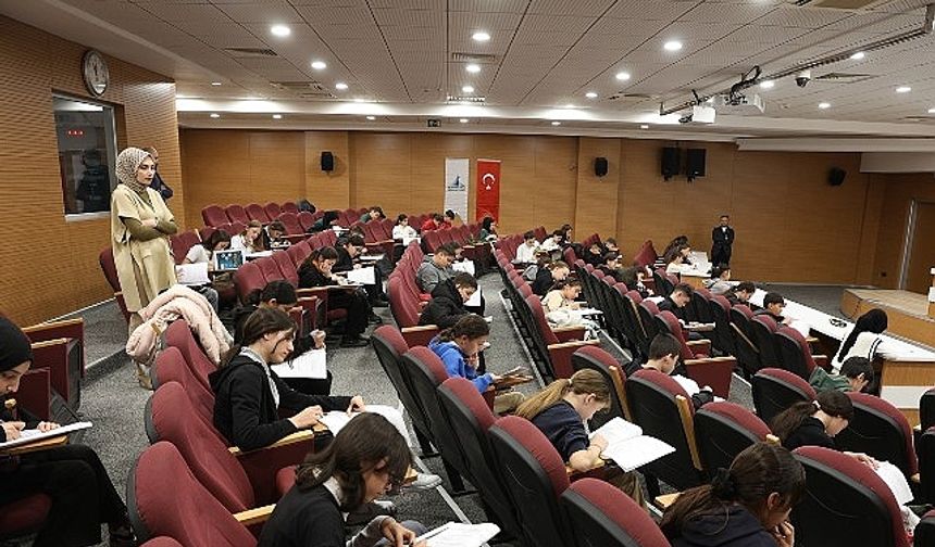 **Her Kalbin Anahtarı Güzel Ahlak** 