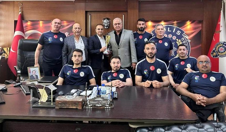 Avrupa Şampiyonluğu mutluluğunu Güneş’le paylaştılar