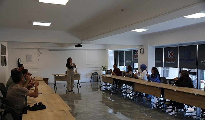Büyükşehir'den personele işaret dili eğitimi