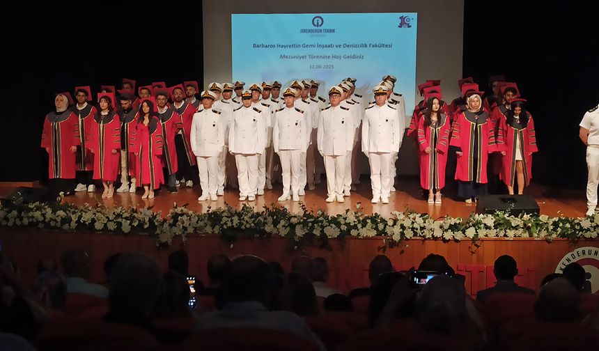 İSTE’li Leventlerin 4. Mezuniyet coşkusu…