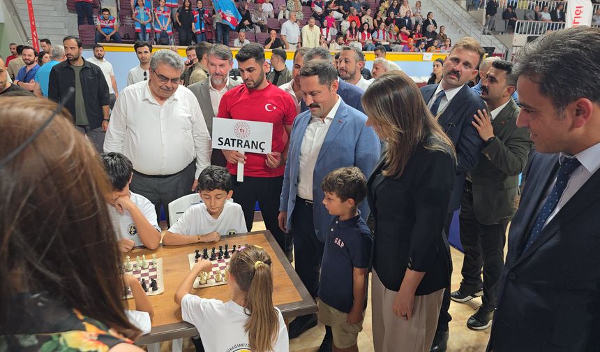 “Yüreğimizdeki Işık Projesi” yaz kursları Başladı