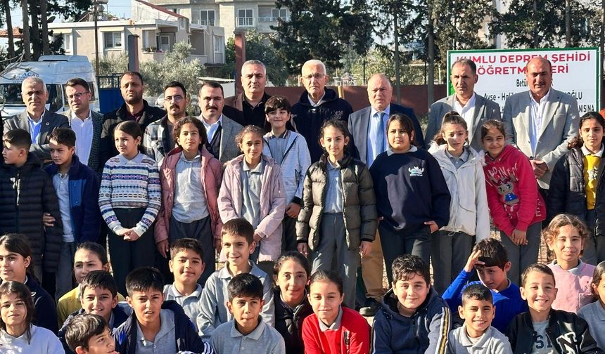 Kumlu’da, şehit öğretmenler anısına hatıra ormanı