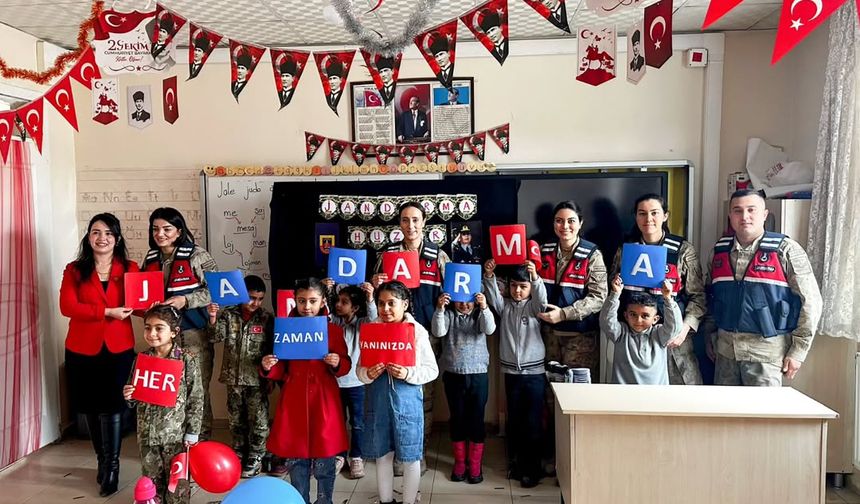 Jandarma öğrencilerle Etkinlik Yaptı