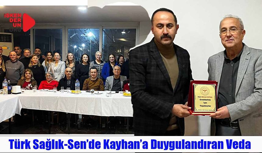 Akyürekoğlu Plaketi Verdi