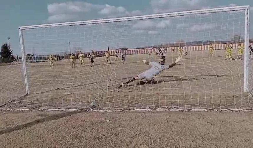 Erzin’de Master Veteranların Gol Düellosu...