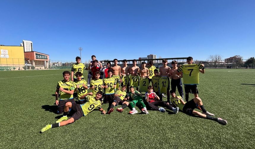 Altıngençlik Türkiye Şampiyonluğuna Doğru Gidiyor