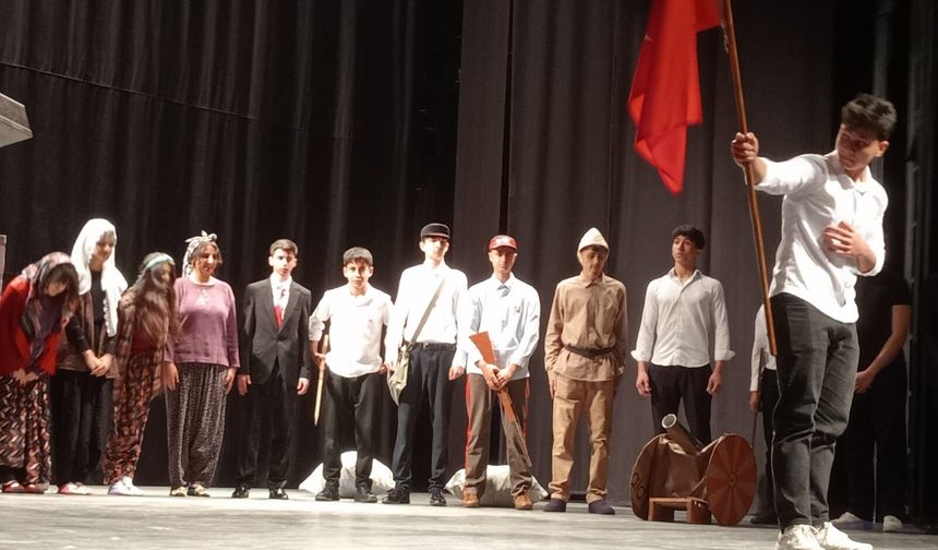 Erzin’de Çanakkale Kahraman Şehitler Anıldı