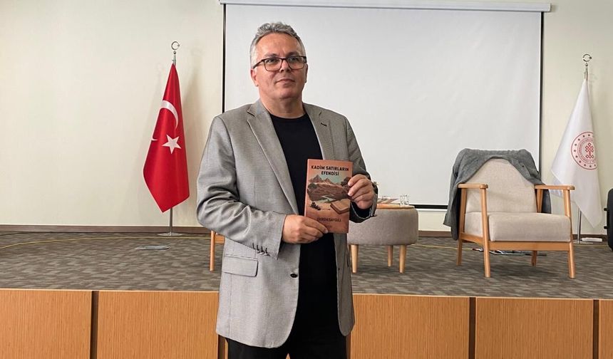 “Kadim Satırların Efendisi” Söyleşisine Yoğun İlgi