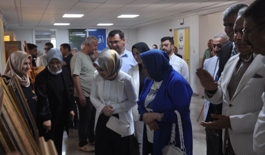 Reyhanlı’da Halk Eğitimi Merkezi’nde sergi günleri