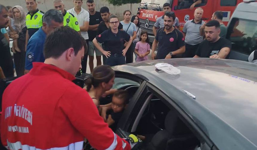 Araçta Kilitli Kalan Çocuk Kurtarıldı