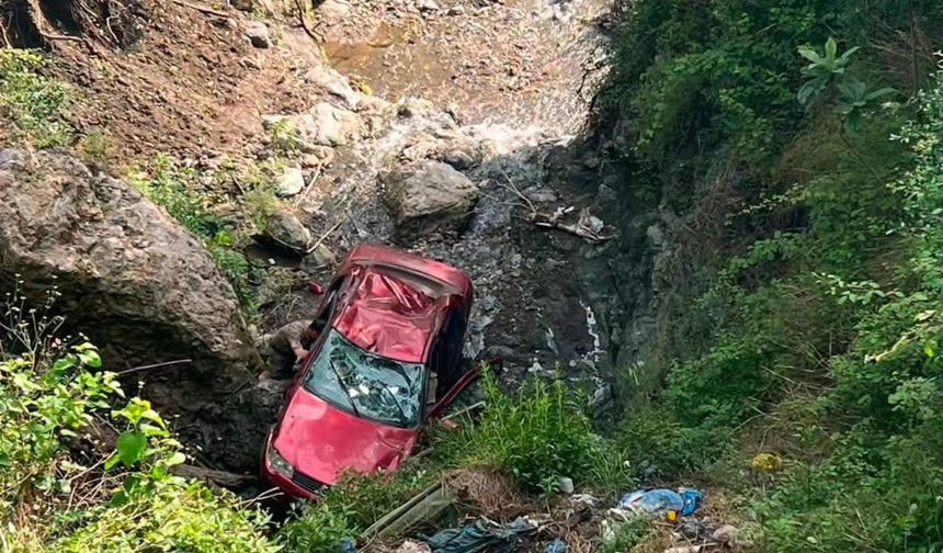 Bu Kazayı Sürücü Yaralı Atlattı!
