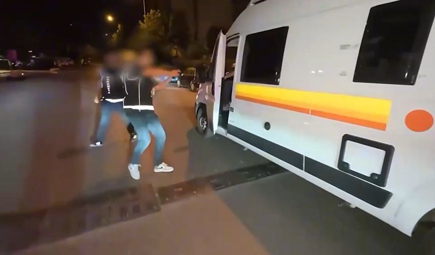 Tonlarca Uyuşturucu Ele Geçirildi, 424 Tutuklama!