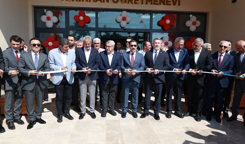Kırıkhan Öğretmenevi Ve Akşam Sanat Okulu Hizmete Açıldı