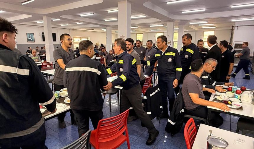 Özçelik-İş’ten İsdemir İşçilerine Ziyaret
