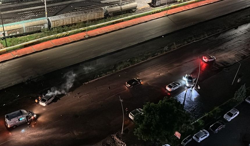 İskenderun Battı-Çıktı Çıkışında Peş Peşe İki Kaza!