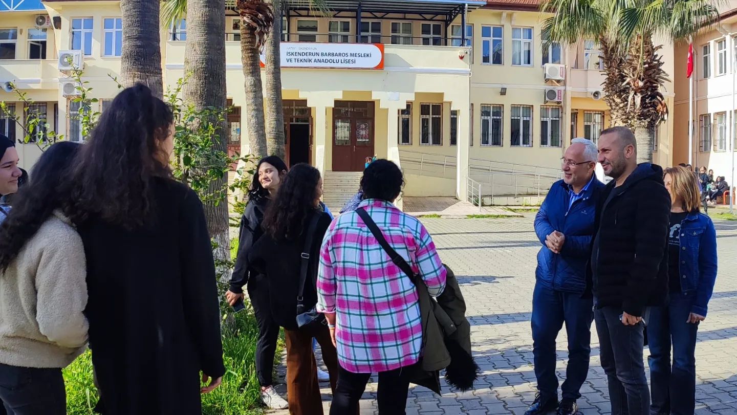 339808119_960530874961032_6298370520319905516_n