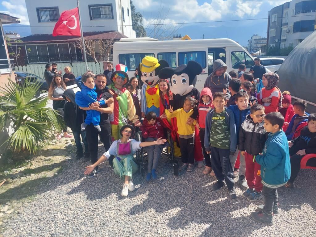 6339a932-46b2-4a01-bc56-35b9a8eeaae5