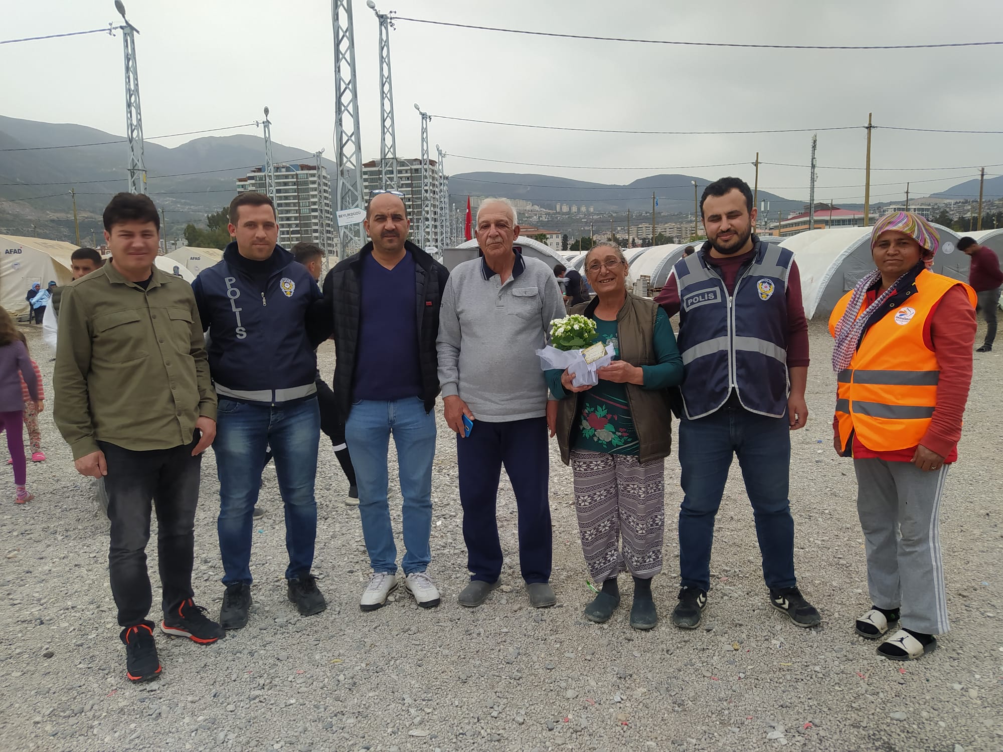 7bd15ec8-73d2-4273-8a81-145ca8aaaa33x