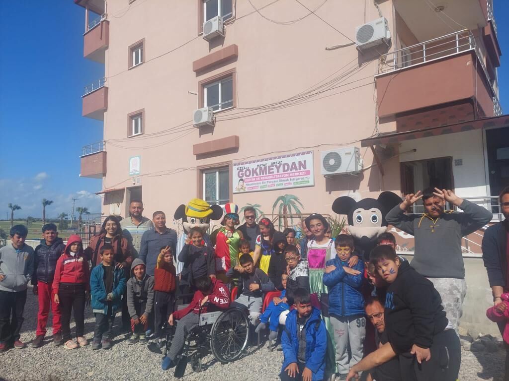 88b526de-a6f3-4f3d-8770-48e6833750ac