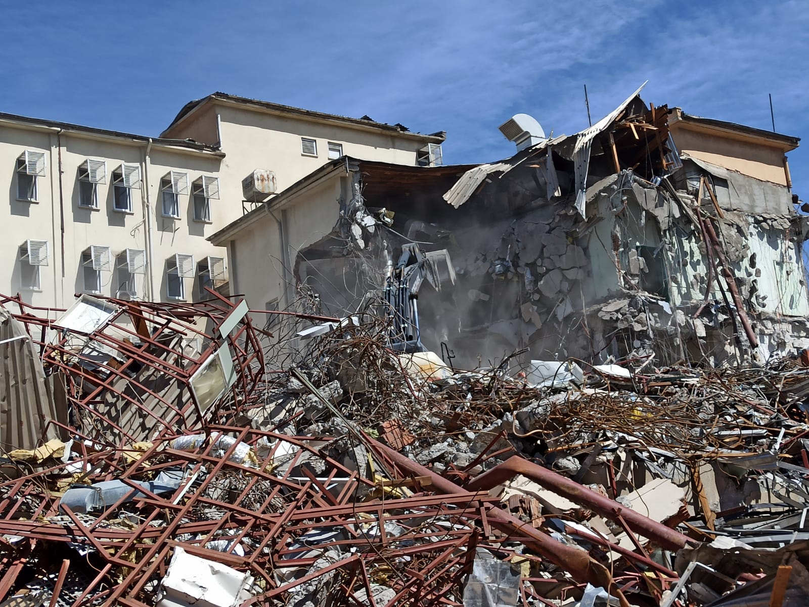 b0ab415e-4f1e-43b4-8c49-8ff132aec528