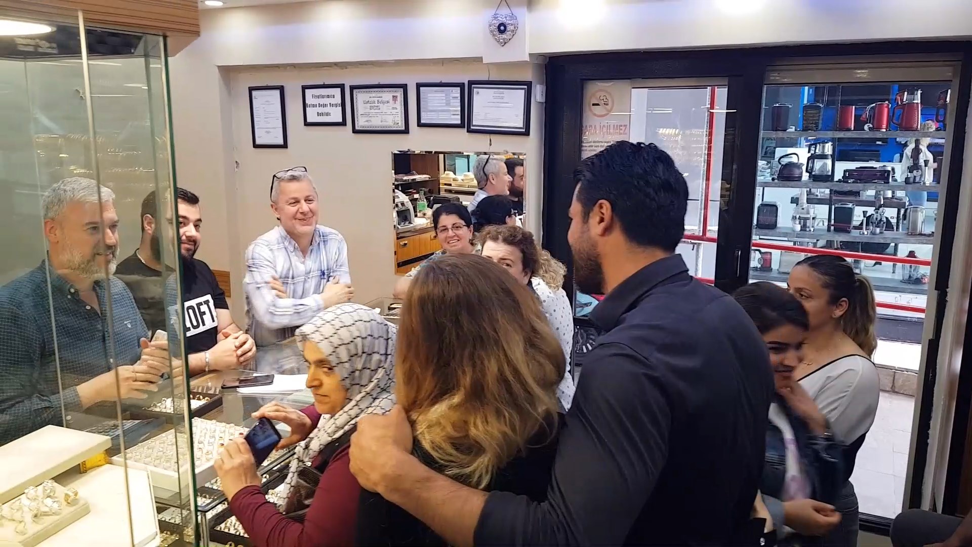 gökhan zan.mp4_snapshot_04.30.007