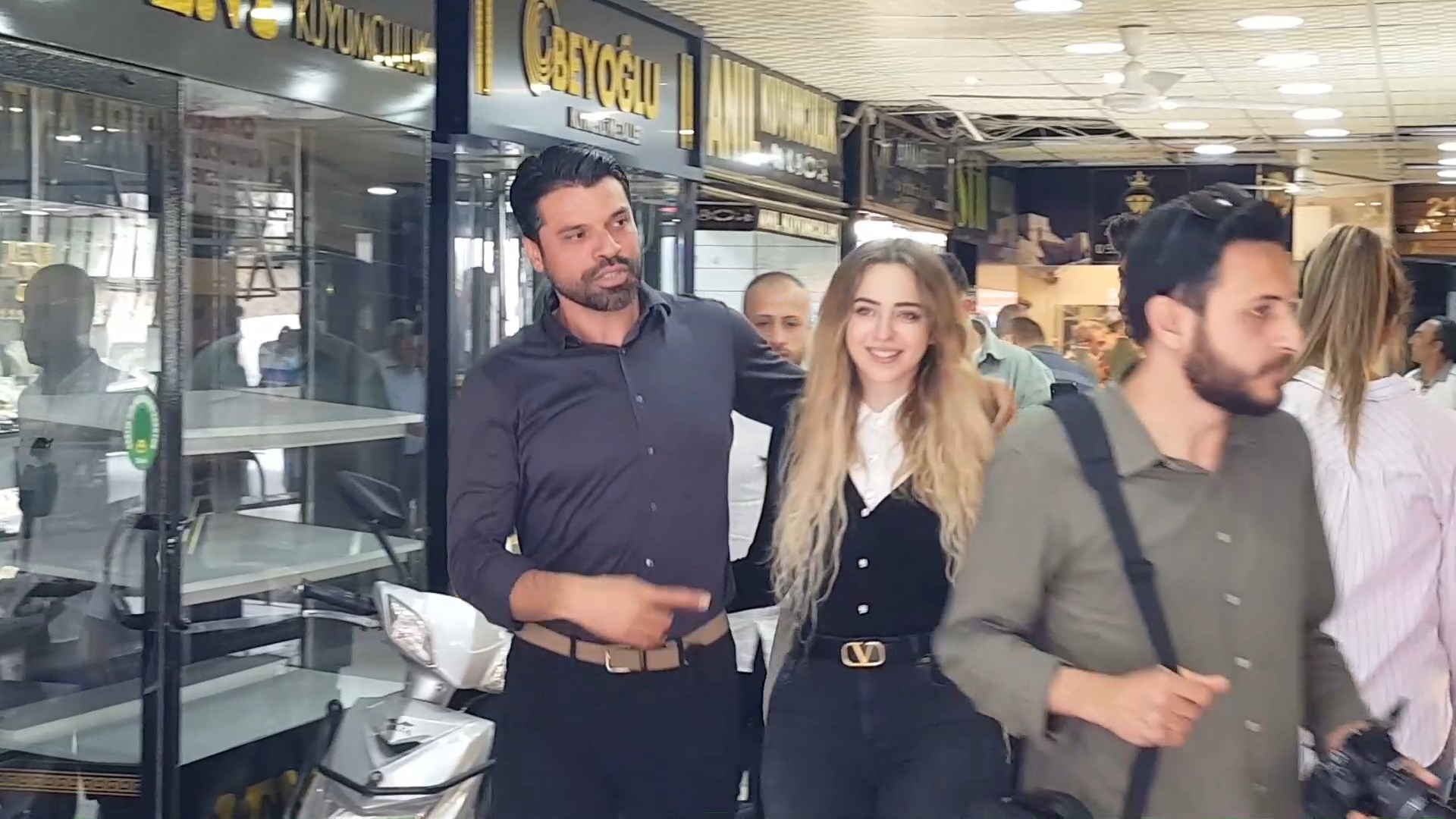 gökhan zan.mp4_snapshot_04.50.123