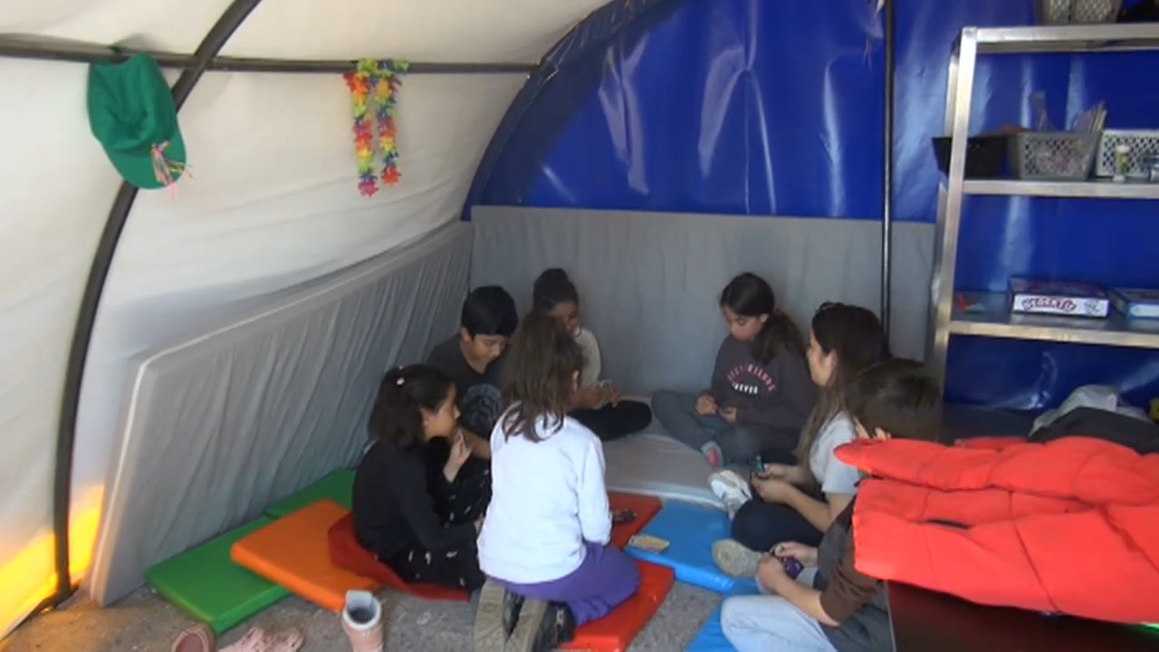 okul öncesi öğretmen deprem.mp4_snapshot_00.19.801