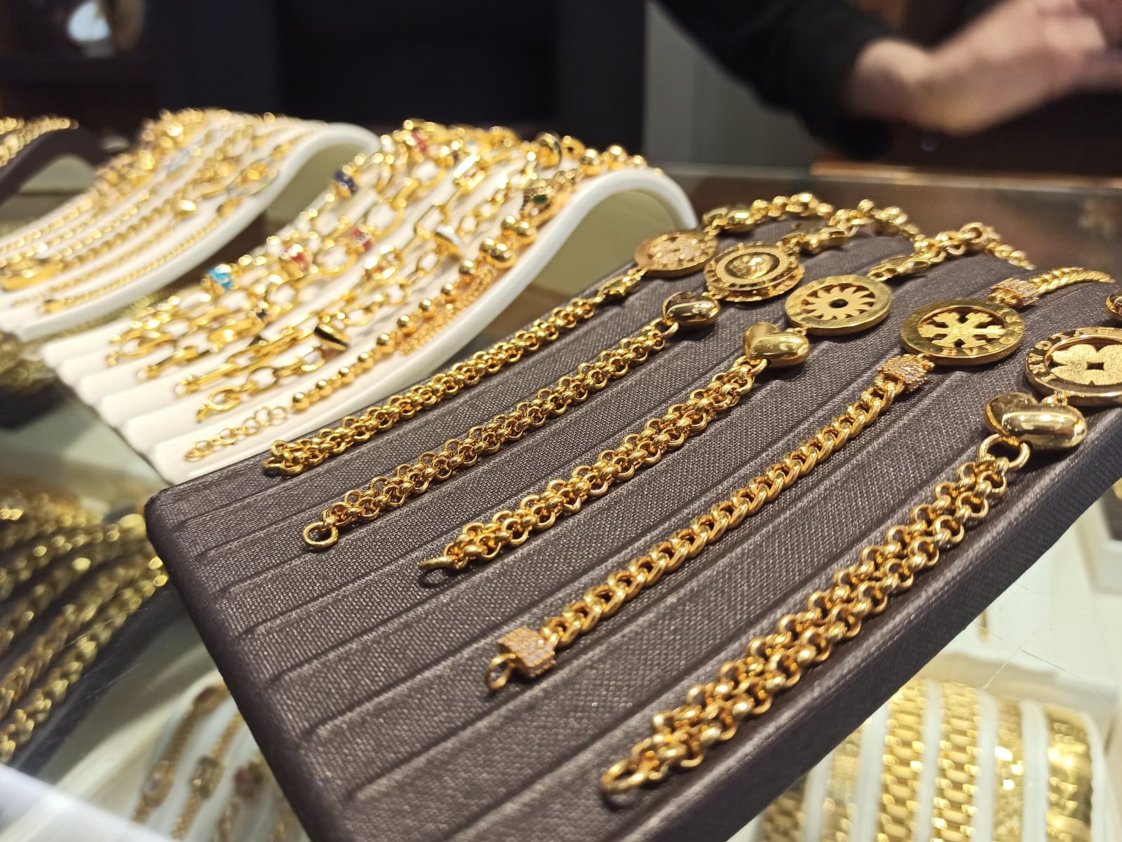 92cf55b4-84be-422d-9ef8-9e5bed34e8c7