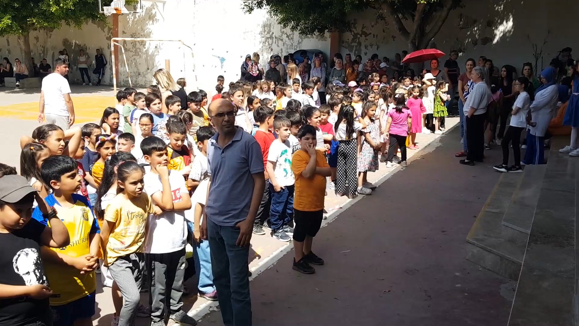 ÖĞRENCİLERE MORAL ETKİNLİĞİ.mp4_snapshot_02.43.163