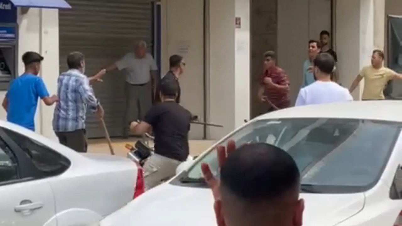 reyhanli-kavga.mp4_snapshot_00.36.013