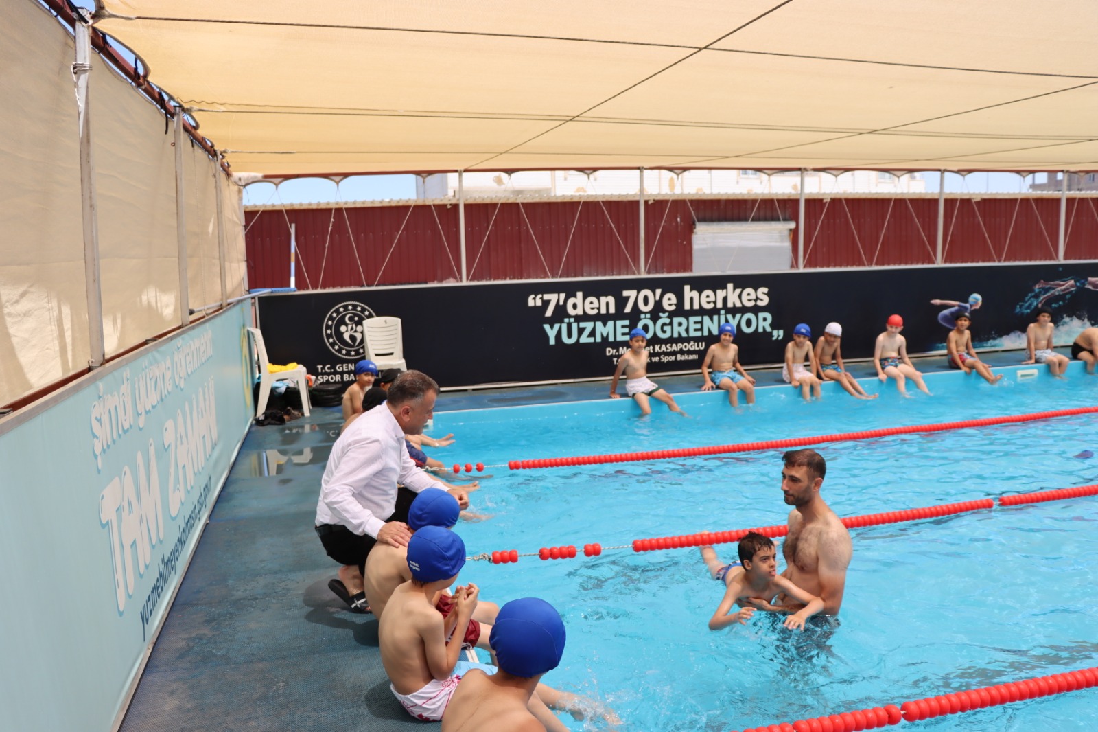 REYHANLI’DA YÜZME BİLMEYEN KALMIYOR (1)