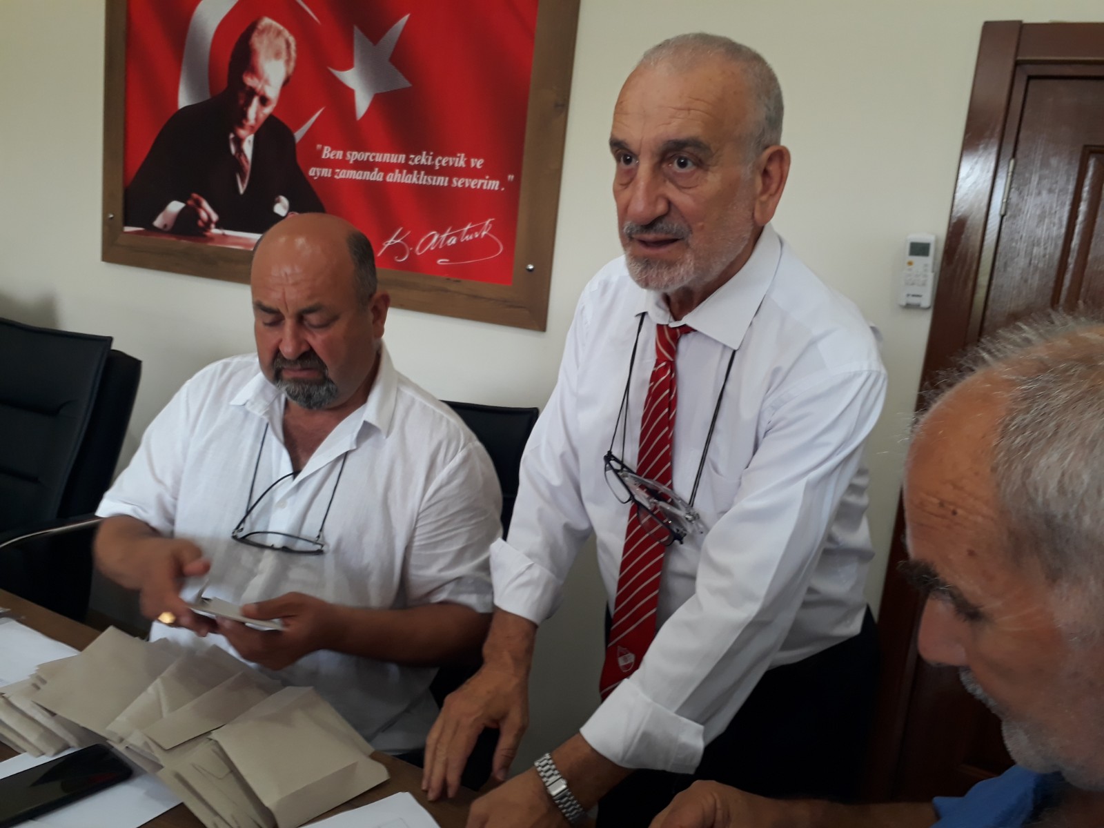 358550343_6617894051565063_2820329173354859378_n