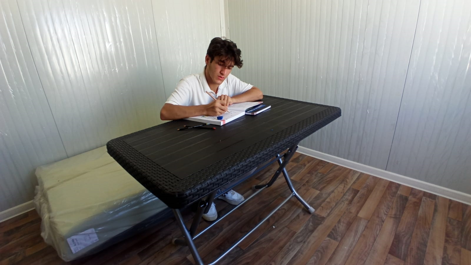 4fd5dc16-ea82-439c-9926-d2a9815ce7fa