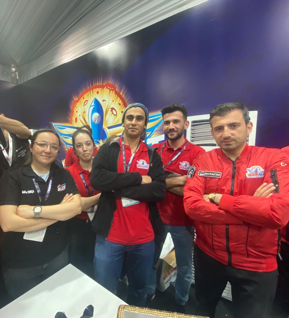 af5504e7-3fc8-4443-81ef-3c1d8edd56df