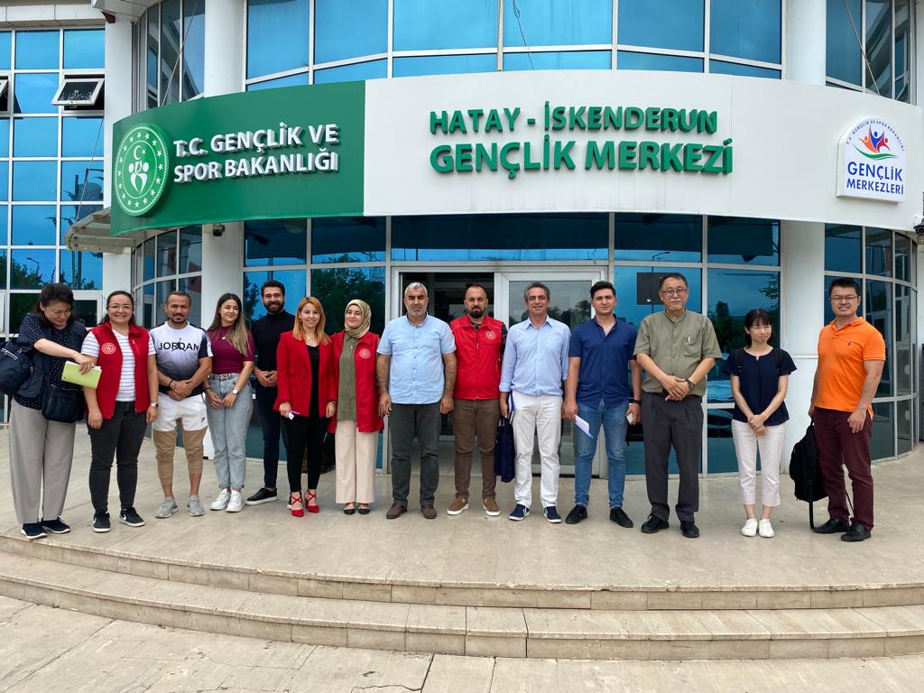 c9bbd6e7-f855-4352-8c75-d525bab91aa6