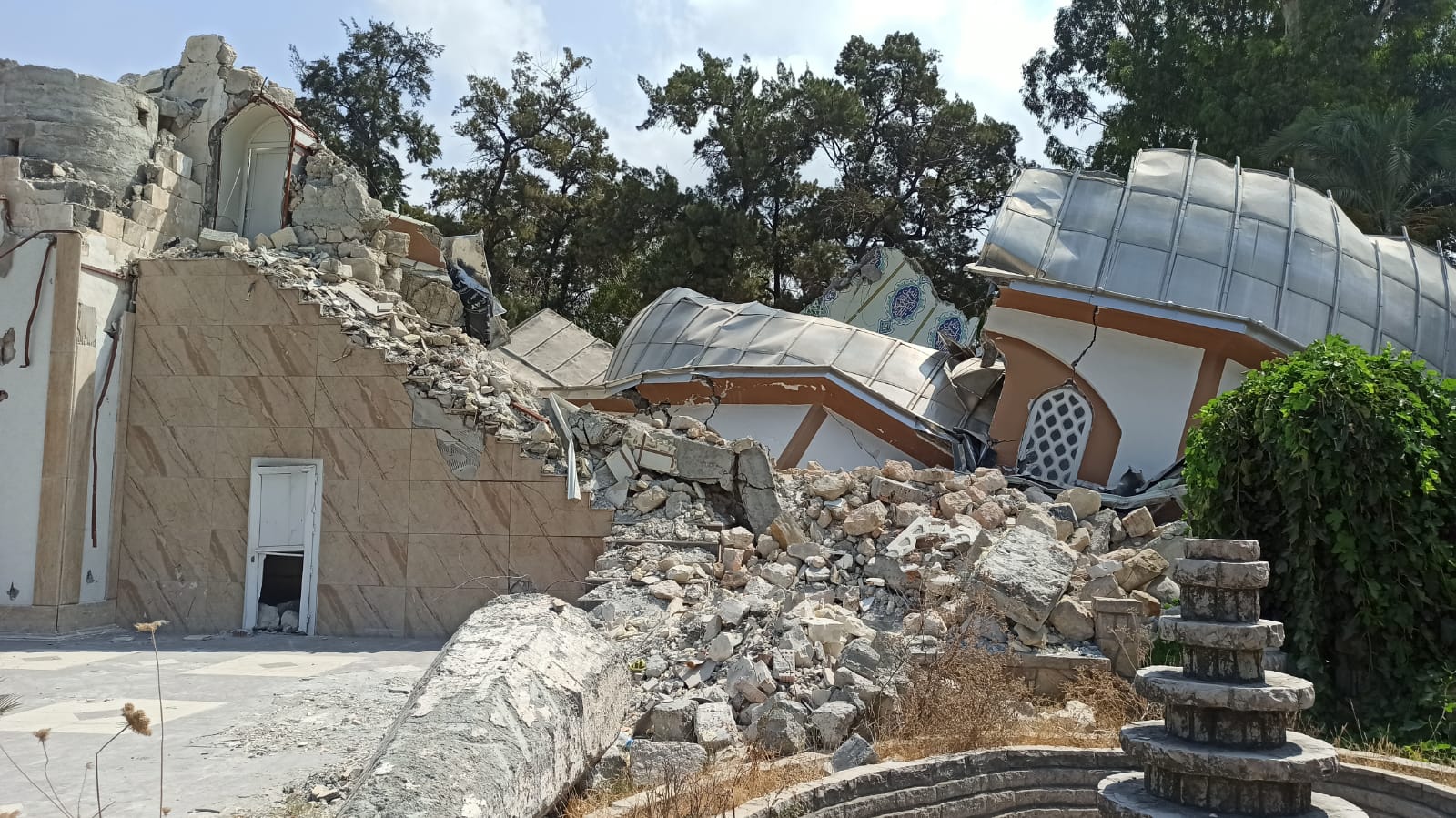 5f5106f1-be13-4d1b-89a0-91d9328dbb30