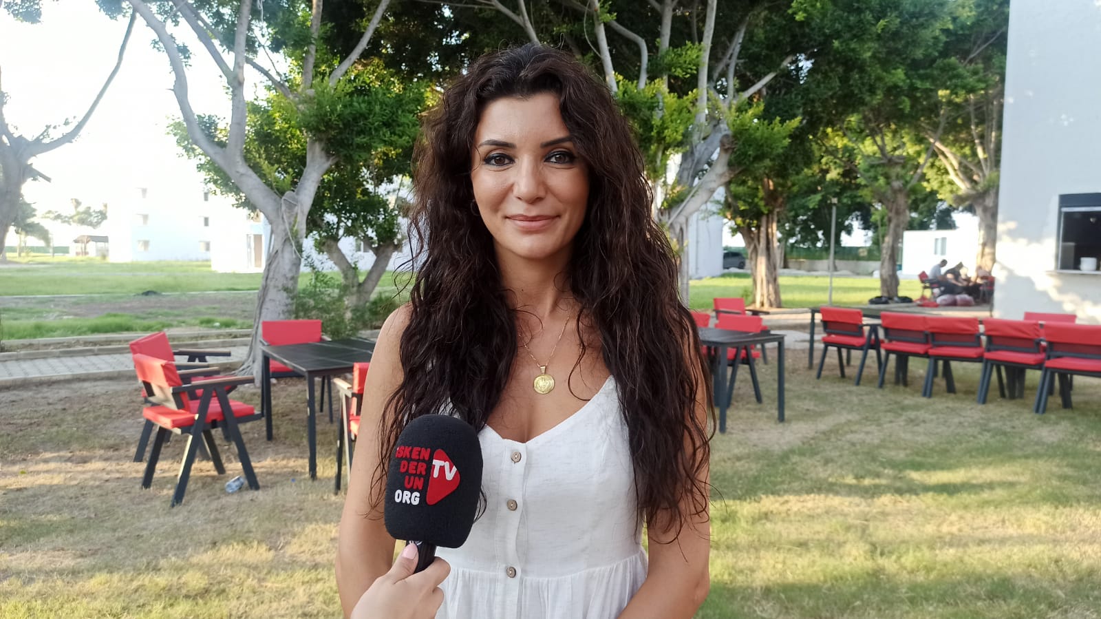 18c21589-9db8-4a9c-aac9-09e7eb139525