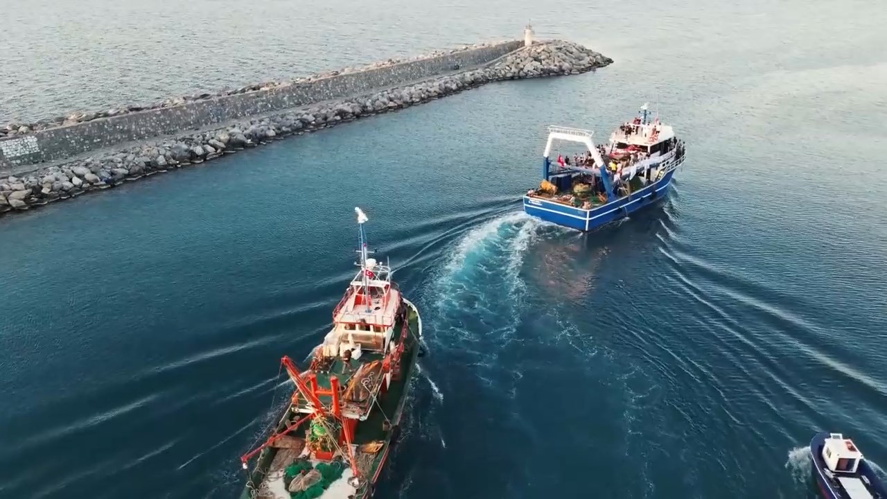 aglar-balika-doldu.mp4_snapshot_00.30.770