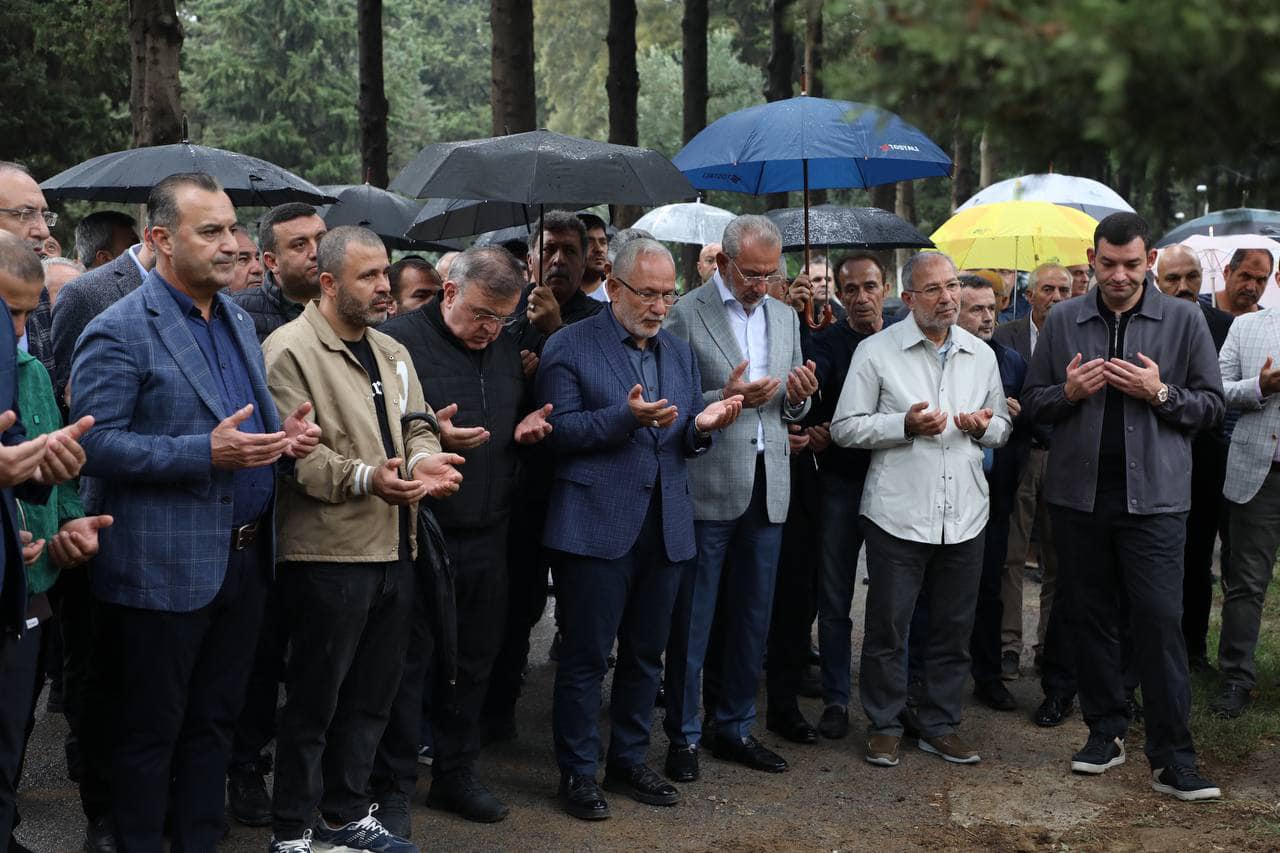 392930659_872913937728789_2435838844340827731_n