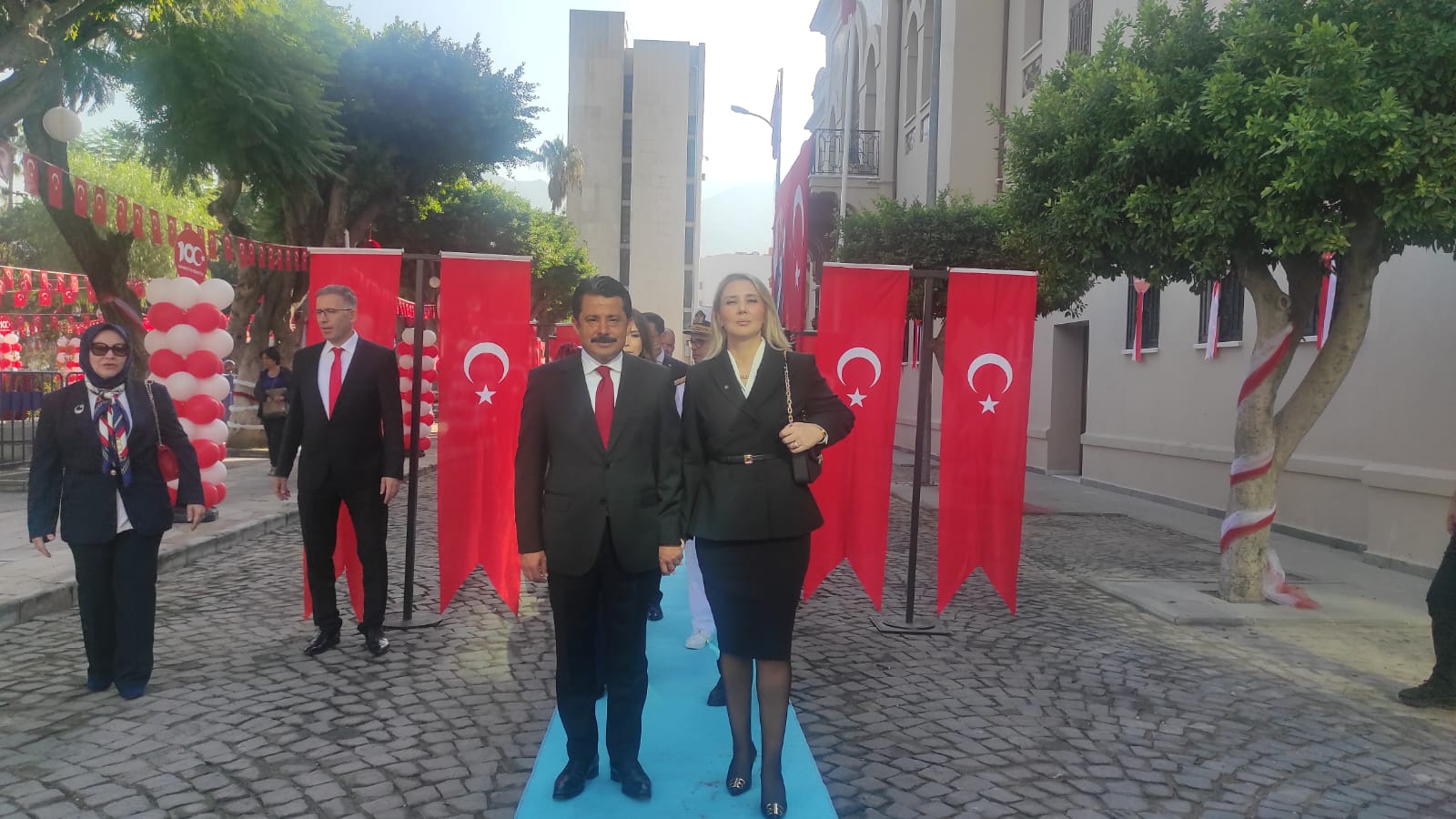 564674bf-3f2d-42d7-8bc5-473db73693b7