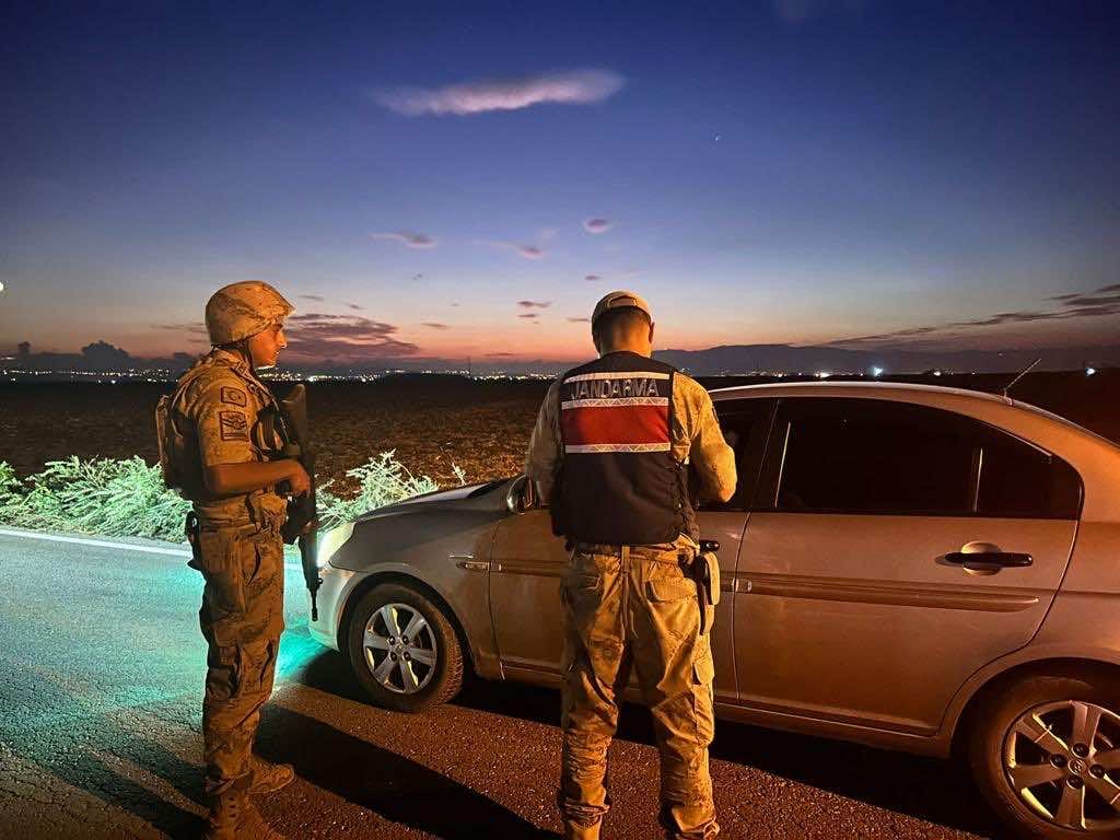 a933807d-a085-4b8d-8ff3-82ef4b8f1437