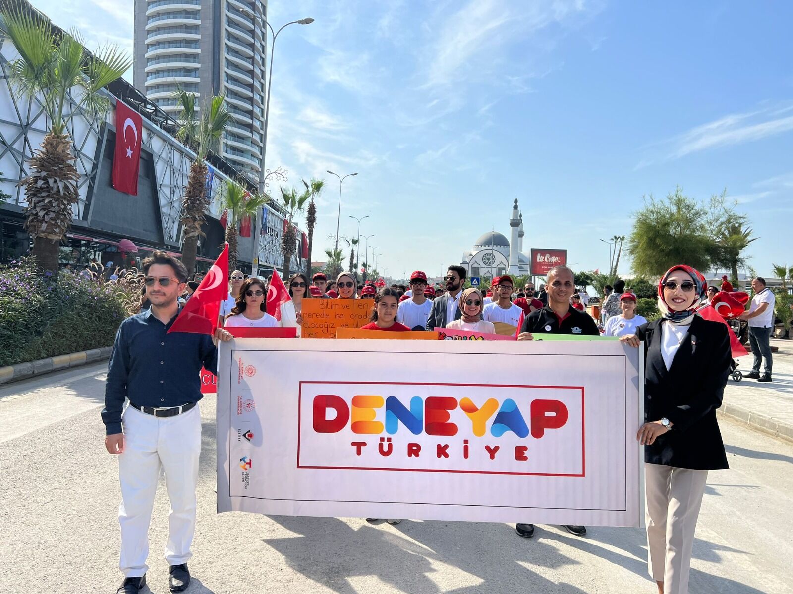 b239b5bc-a338-4072-bfe4-d35f7bd3e811